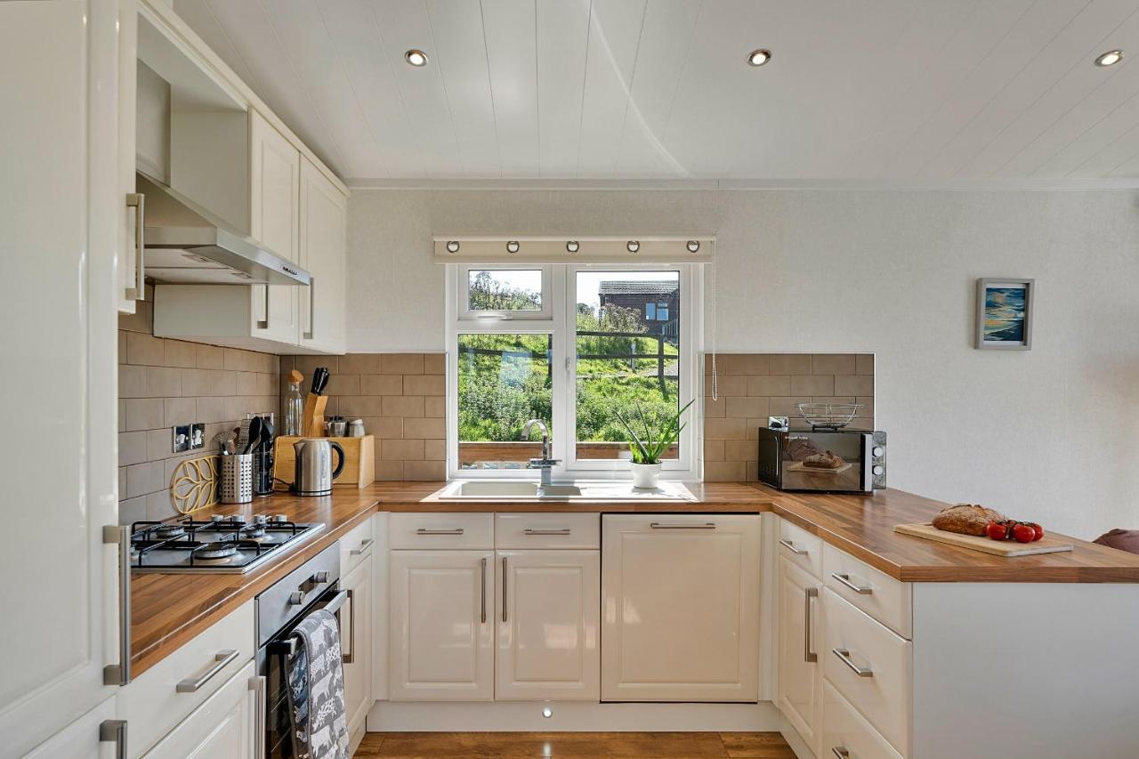 Finest Retreats - Seacroft Villa Torpoint Exterior photo