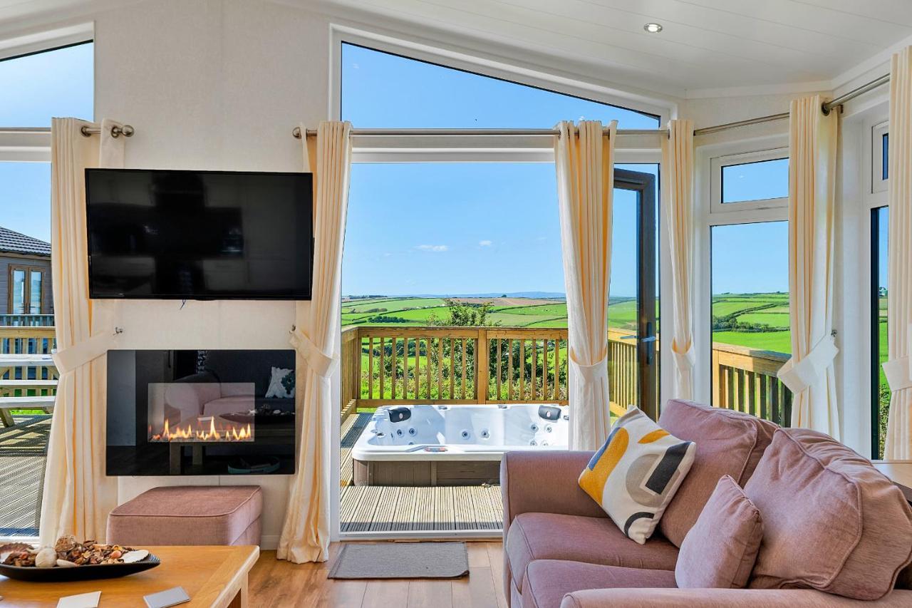 Finest Retreats - Seacroft Villa Torpoint Exterior photo